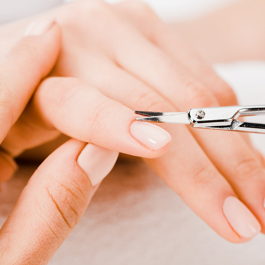 Neglebånd: klippe eller la være?